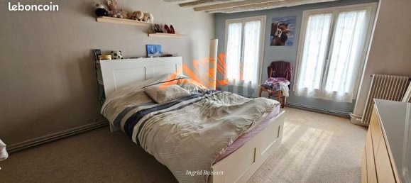 Casa de 3 dormitorios en Luzarches, France No. 300639 4