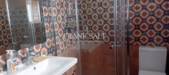 3 bedrooms House in Victoria, Malta No. 11512 7