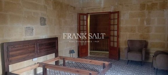 3 bedrooms House in Victoria, Malta No. 11512 6