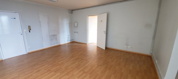 Escritório em Meulan-en-Yvelines, France 46 m² N.º 138644 2