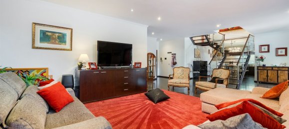 5 bedrooms Duplex in Portimao, Portugal No. 141346 4