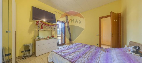 Apartamento de 2 dormitorios en Pomezia, Italy No. 110852 34