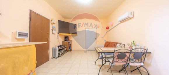 Apartamento de 2 dormitorios en Pomezia, Italy No. 110852 5