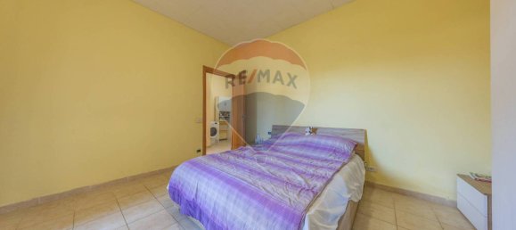 Apartamento de 2 dormitorios en Pomezia, Italy No. 110852 33