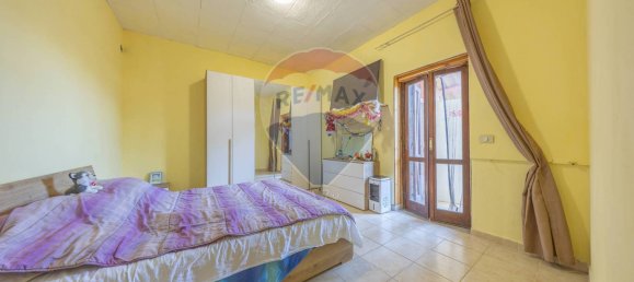Apartamento de 2 dormitorios en Pomezia, Italy No. 110852 30