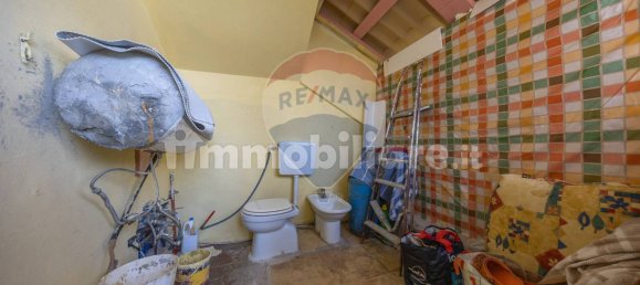 Apartamento de 2 dormitorios en Pomezia, Italy No. 110852 35