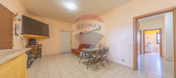 Apartamento de 2 dormitorios en Pomezia, Italy No. 110852 6