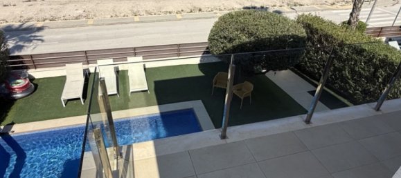 3 غرف نوم فيلا في Alicante, Spain رقم 177096 23