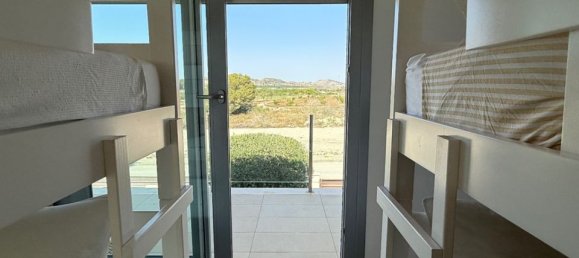 3 غرف نوم فيلا في Alicante, Spain رقم 177096 10