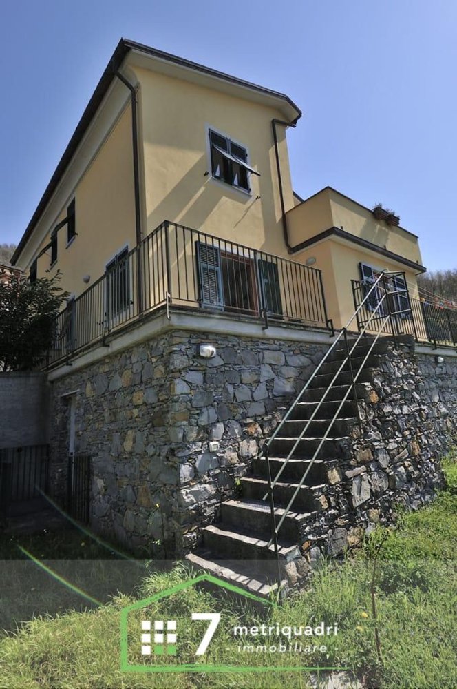 Casa de 3 divisões em Mezzanego, Italy N.º 120401