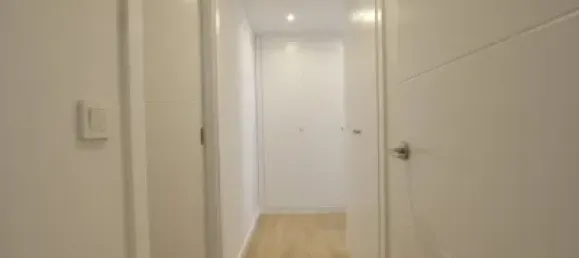 Квартира с 3 спальнями в Валенсия, Испания № 134945 18