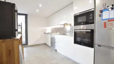 Квартира с 3 спальнями в Валенсия, Испания № 134945