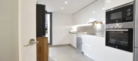 Квартира с 3 спальнями в Валенсия, Испания № 134945 17