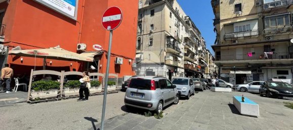 2 bedrooms Apartment in Naples, Italy No. 346152 2
