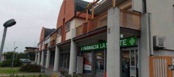 3 Schlafzimmer Wohnung in Dalmine, Italy, Nr. 370121 12