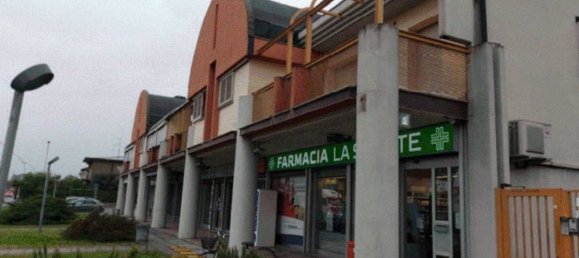 3 Schlafzimmer Wohnung in Dalmine, Italy, Nr. 370121 2