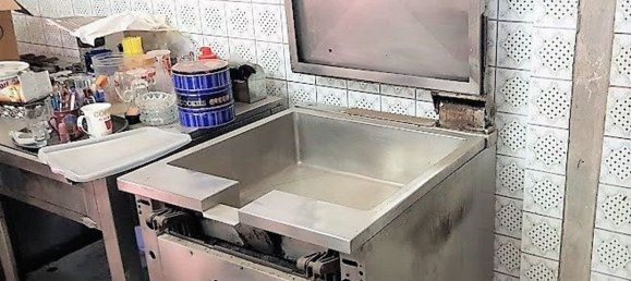 105m² Commercial property in San Bartolome De Tirajana, Spain No. 62095 12