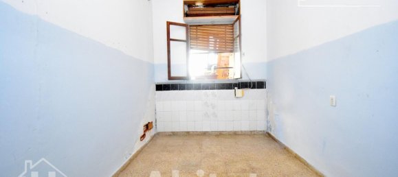 7 bedrooms House in Castellon, Spain No. 31491 24