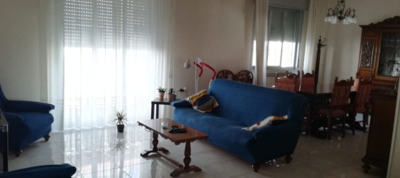 4-salle Appartement à Caltanissetta, Italy No. 257037 5