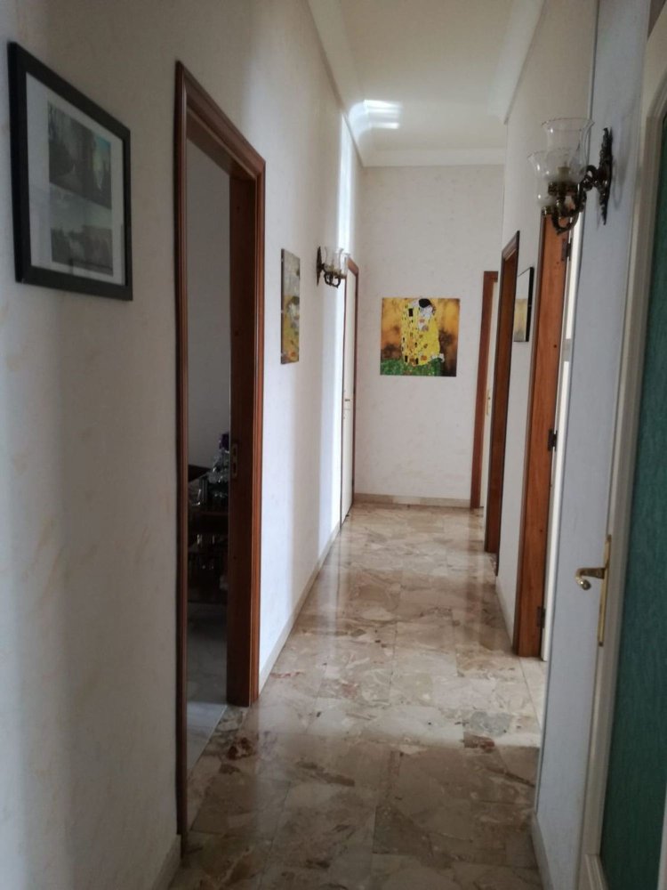 4غرفة شقة في Caltanissetta, Italy رقم 257037