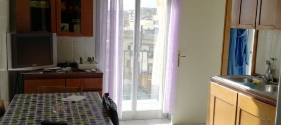 4-salle Appartement à Caltanissetta, Italy No. 257037 7