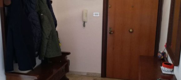 4-salle Appartement à Caltanissetta, Italy No. 257037 3