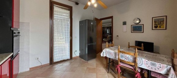 3 bedrooms Villa in Pisa, Italy No. 110433 5