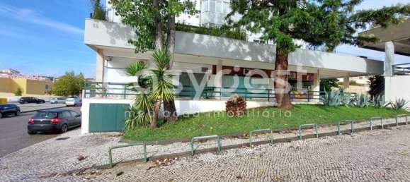 68m² Commercial property in Coimbra, Portugal No. 90626 3