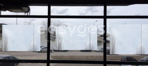 68m² Commercial property in Coimbra, Portugal No. 90626 11