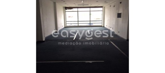68m² Commercial property in Coimbra, Portugal No. 90626 10