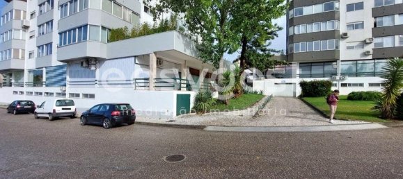 68m² Commercial property in Coimbra, Portugal No. 90626 16