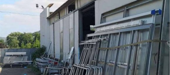 1-salle Entrepôt à Montespertoli, Italy No. 259361 3