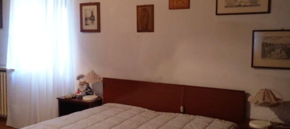 Casa de 4 divisões em Fabriano, Italy N.º 253902 5