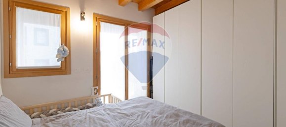 Apartamento de 3 habitaciónes en Correzzana, Italy No. 38686 22