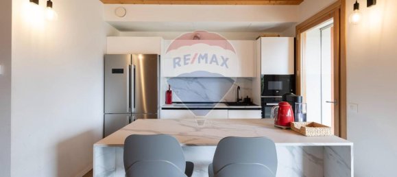 Apartamento de 3 habitaciónes en Correzzana, Italy No. 38686 6