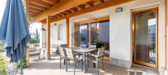 Apartamento de 3 habitaciónes en Correzzana, Italy No. 38686 9