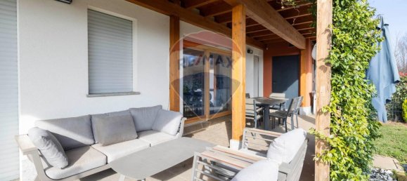 Apartamento de 3 habitaciónes en Correzzana, Italy No. 38686 11