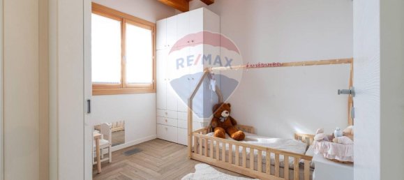 Apartamento de 3 habitaciónes en Correzzana, Italy No. 38686 18