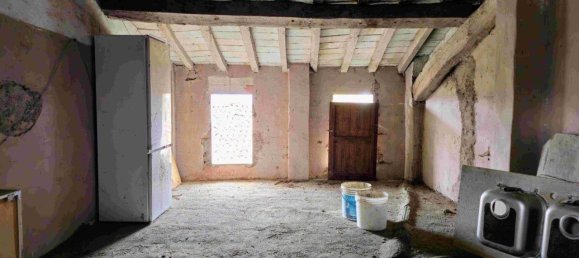 6 rooms House in Castellarano, Italy No. 103263 12