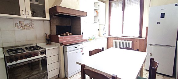 5-salle Appartement à Pistoia, Italy No. 264955 13