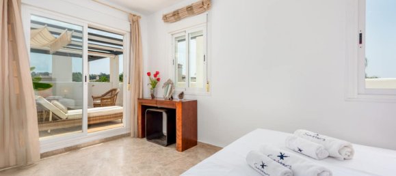 2 bedrooms Penthouse in Marbella, Spain No. 50721 8