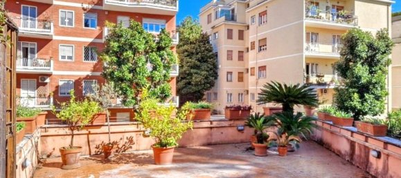 4 rooms Apartment in Rome, Italy No. 186153 17