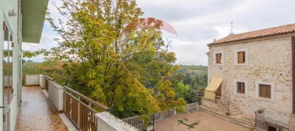 2 Schlafzimmer Haus in Arielli, Italy, Nr. 171492 22