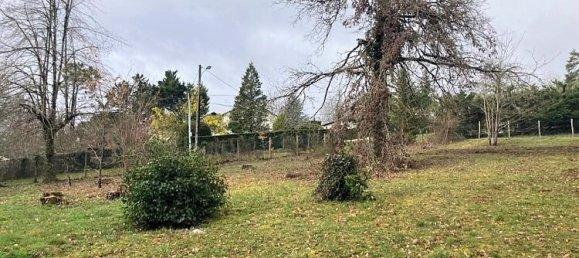 Terrain à Château-l'Évêque, France No. 97202 9