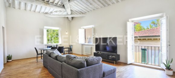 3 bedrooms Penthouse in Lucca, Italy No. 273015 5