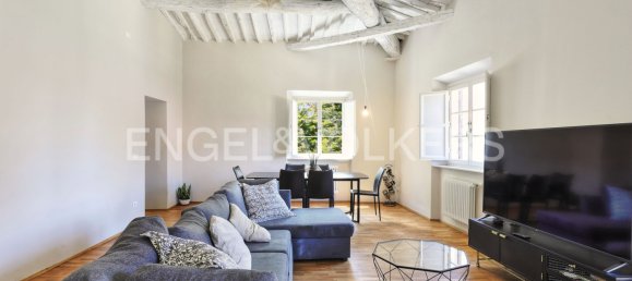 3 bedrooms Penthouse in Lucca, Italy No. 273015 3