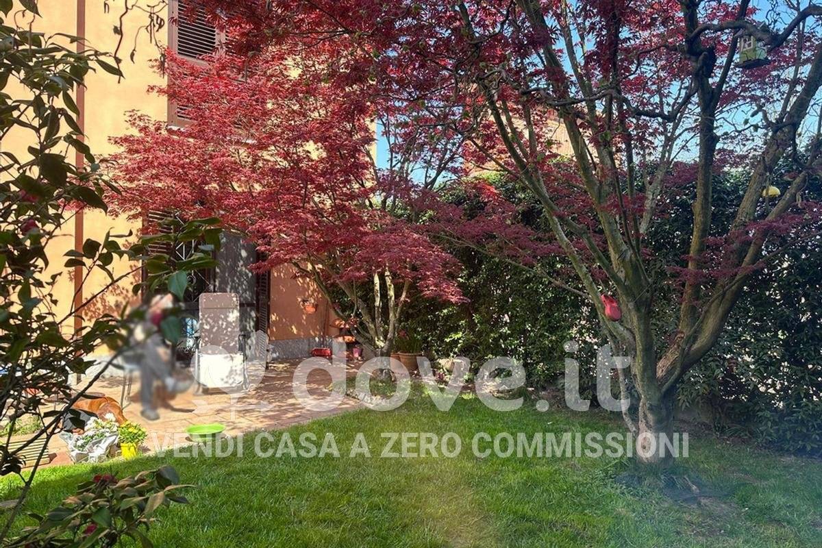 Casa de 3 dormitorios en Basiglio, Italy No. 10887