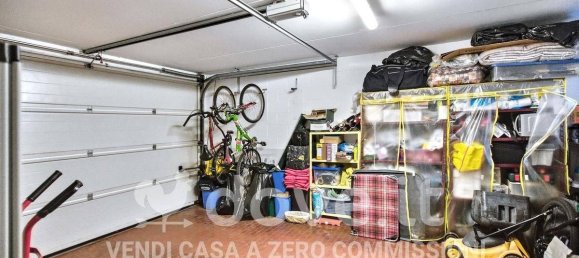 Casa de 3 dormitorios en Basiglio, Italy No. 10887 37