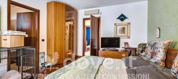 Casa de 3 dormitorios en Basiglio, Italy No. 10887 18