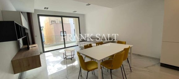 Apartamento de 3 dormitorios en Saint Julian's, Malta No. 9935 2